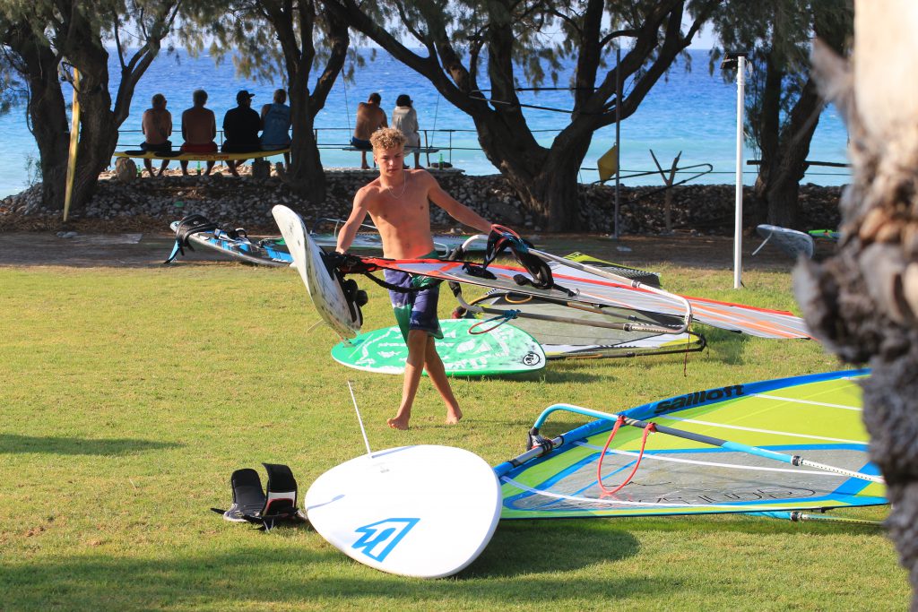 windsurf kite anemos rhodes lay down area